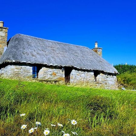 Tigh Lachie, Mary'S Thatched Cottages, Elgol, Isle Of Skye ภายนอก รูปภาพ