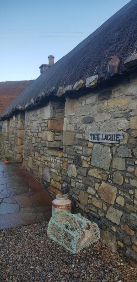 Tigh Lachie, Mary'S Thatched Cottages, Elgol, Isle Of Skye ภายนอก รูปภาพ