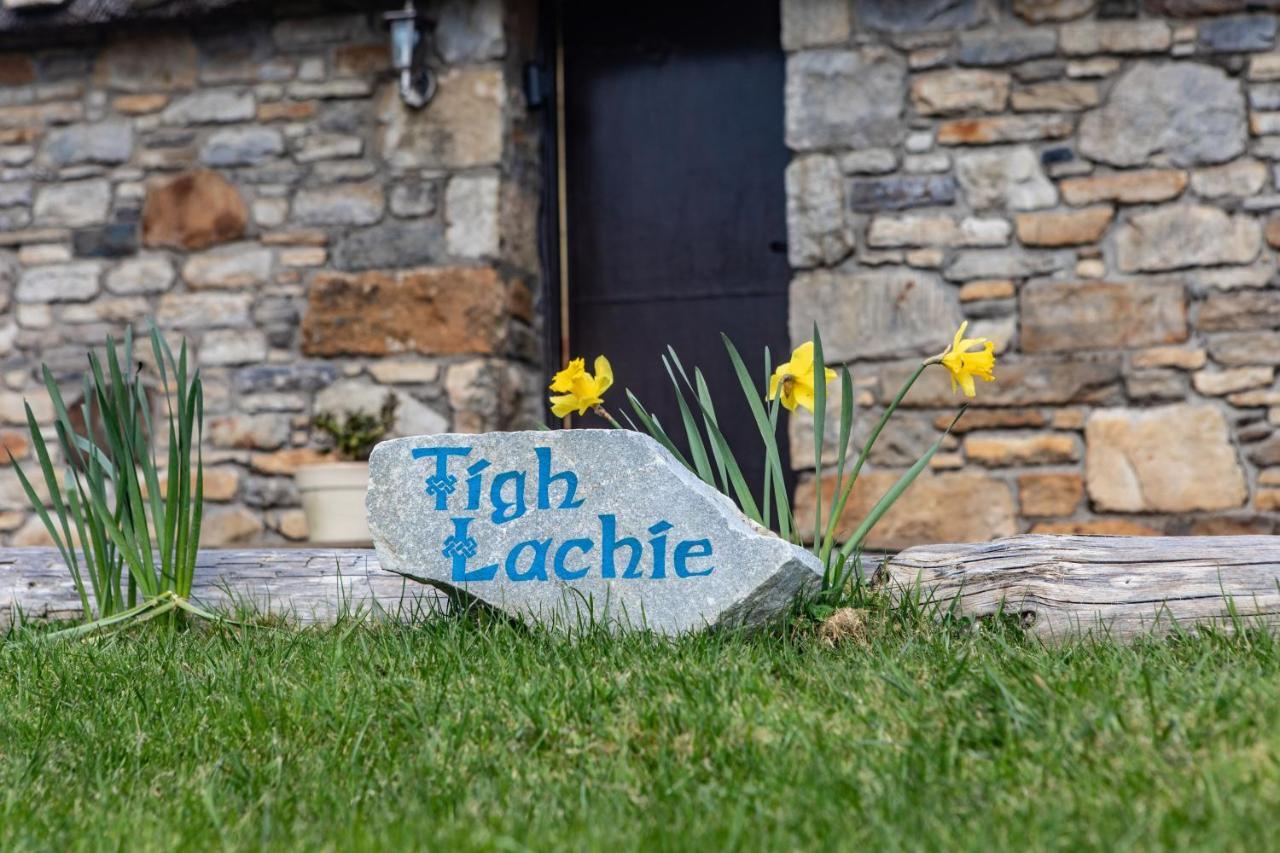 Tigh Lachie, Mary'S Thatched Cottages, Elgol, Isle Of Skye ภายนอก รูปภาพ