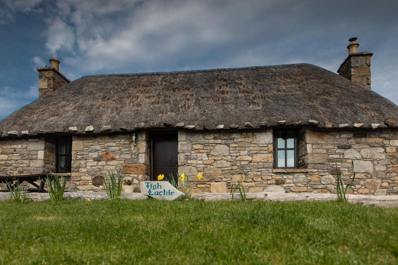 Tigh Lachie, Mary'S Thatched Cottages, Elgol, Isle Of Skye ภายนอก รูปภาพ